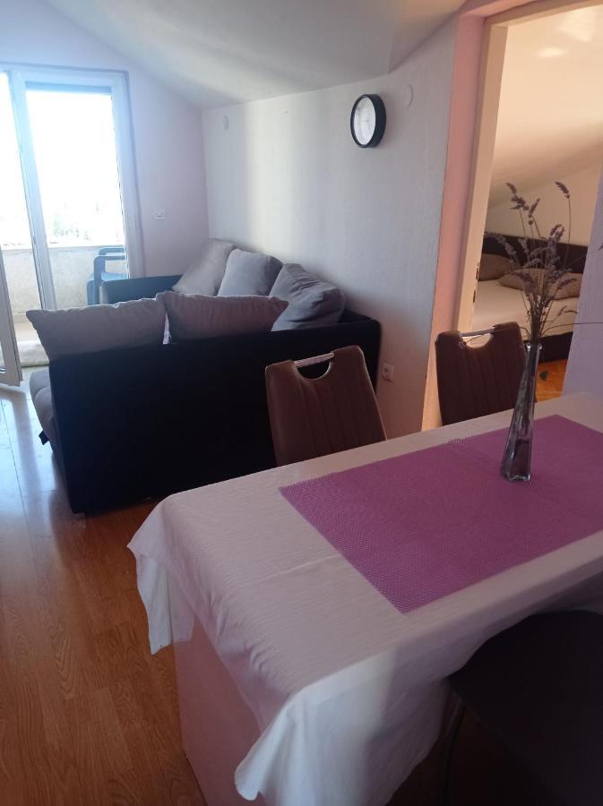 Apartments Tomisa Split Bagian luar foto