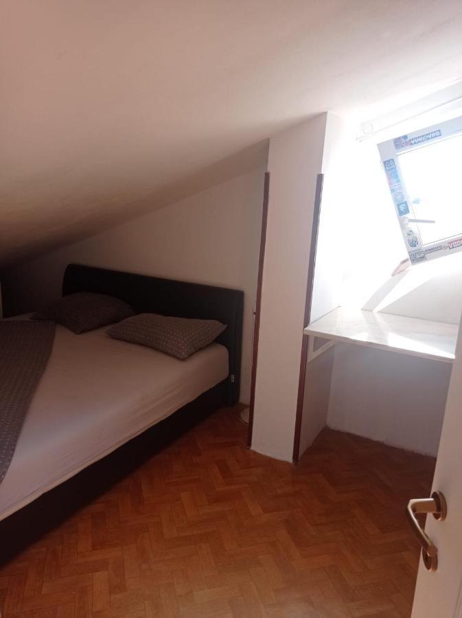 Apartments Tomisa Split Bagian luar foto