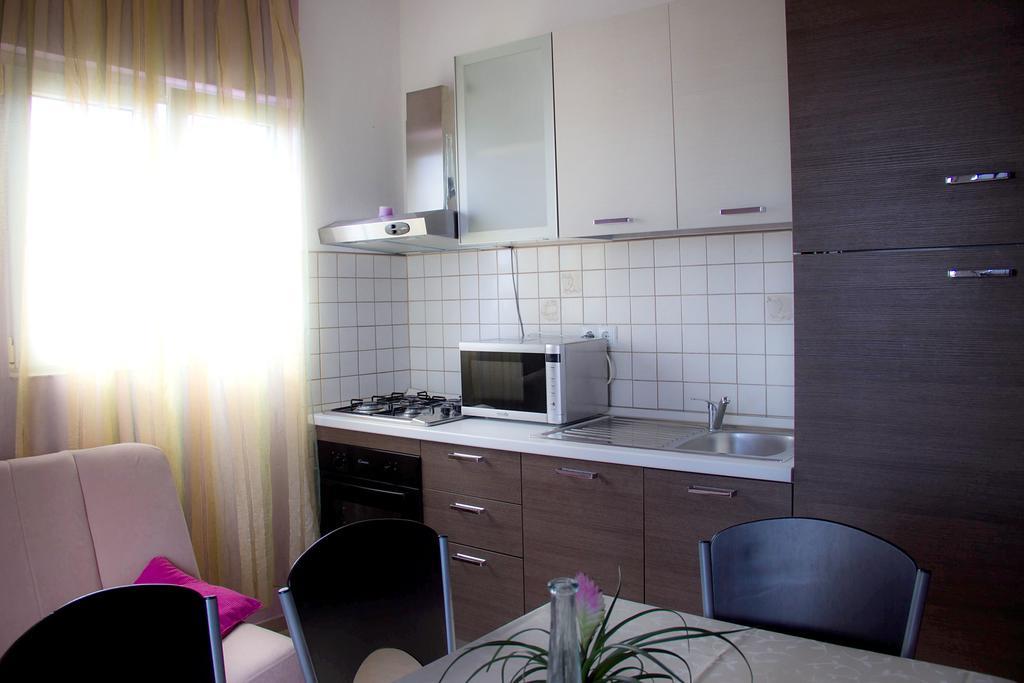 Apartments Tomisa Split Ruang foto